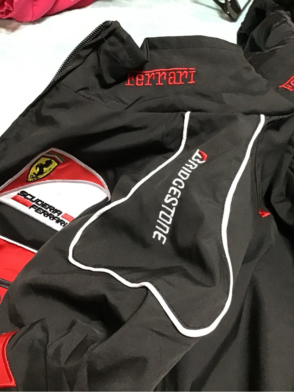 Ferrari x-large ,Black & Red Racing Jacket - Picture 4 of 4